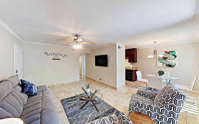 3600 Scottsdale - 2 Br Condo