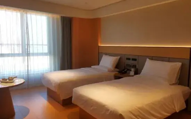 JI Hotel (Pei County Zhongjin Plaza)