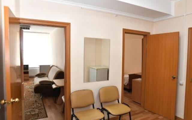 Mini-Hotel on Markovskogo, 81