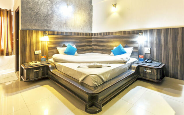 ZO Rooms MI Road