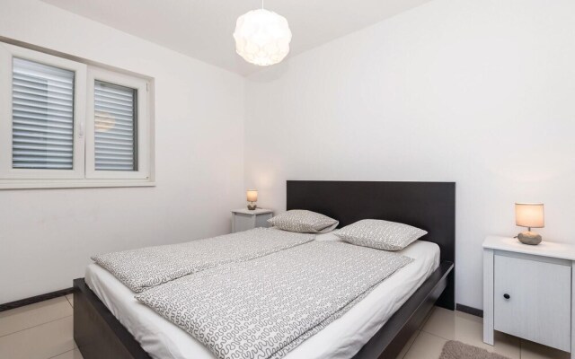 Awesome Home in Mandre With Wifi and 1 Bedrooms