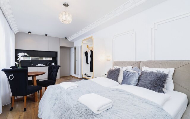 Studio Wegierska Cracow by Renters