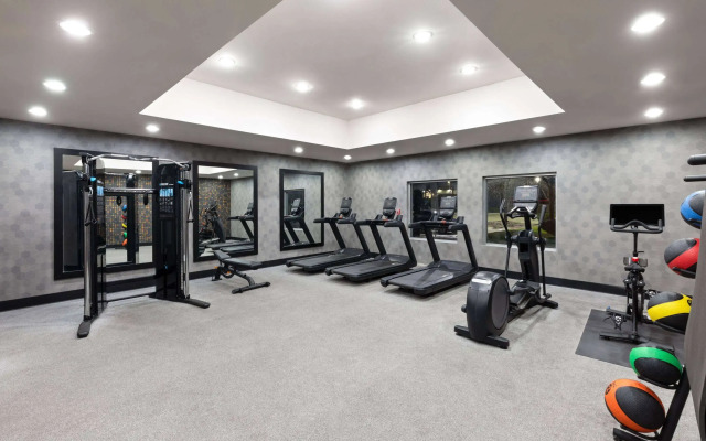 La Quinta Inn & Suites by Wyndham Austin NW/Lakeline Mall