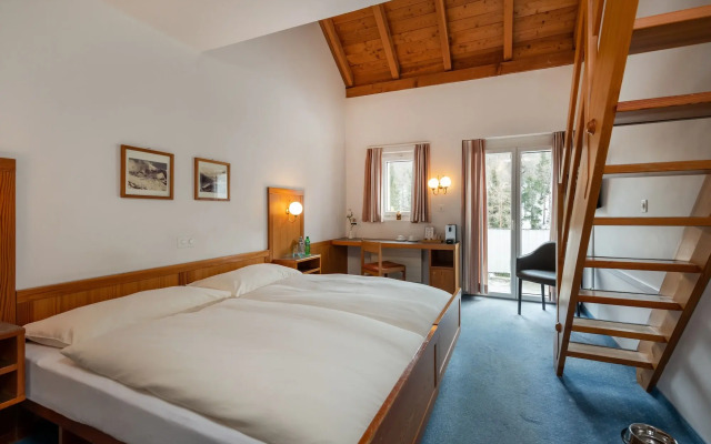 Hotel Schweizerhof Sils Maria, a Faern Collection Hotel