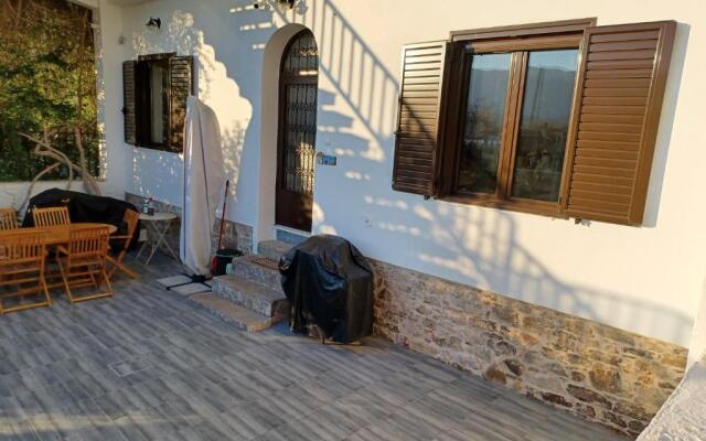 Poros Seaside Suite