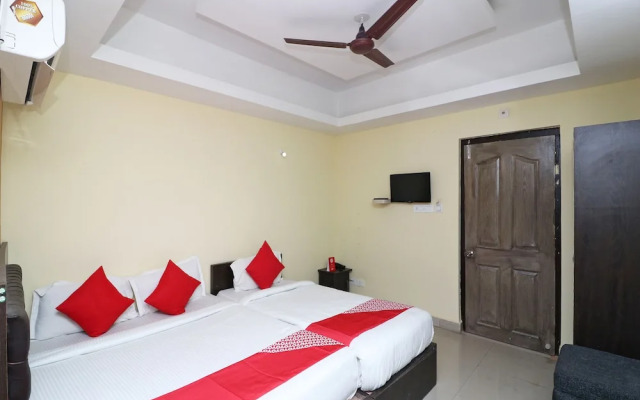 OYO Flagship 38019 Hotel Sea Sand