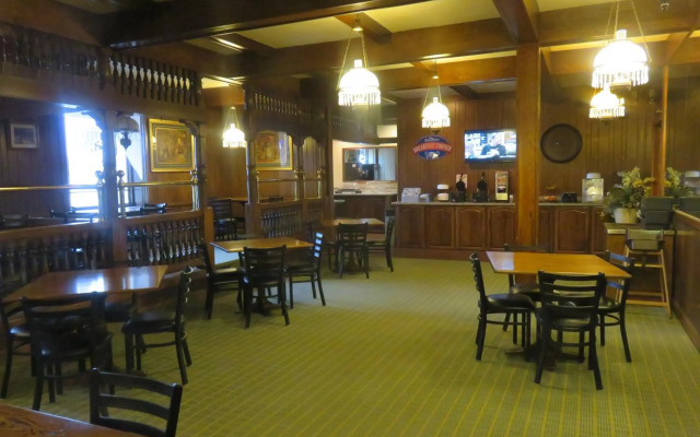 Baymont by Wyndham Fargo