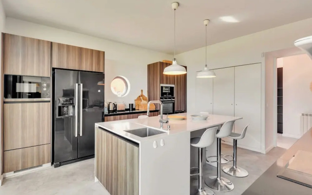 Mountain Guincho Villa by Lisbon-Coast