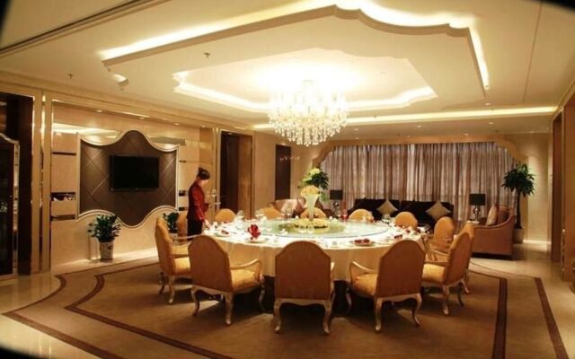 Titan Central Park Hotel