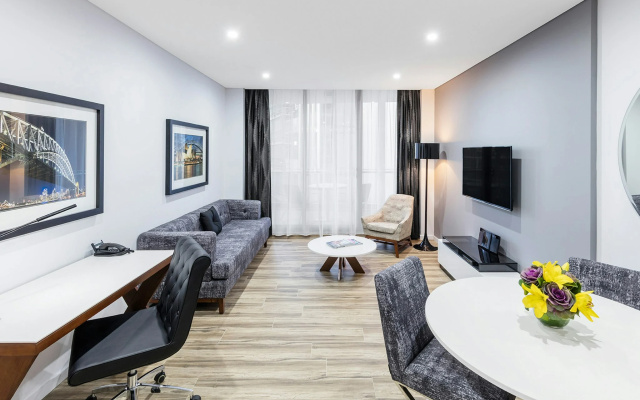 Meriton Suites Mascot Central – Guest Rooms – Sydney