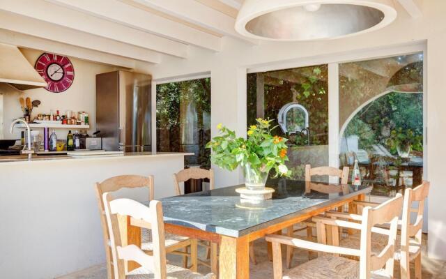 VILLA TREBALUGER in Es Castell