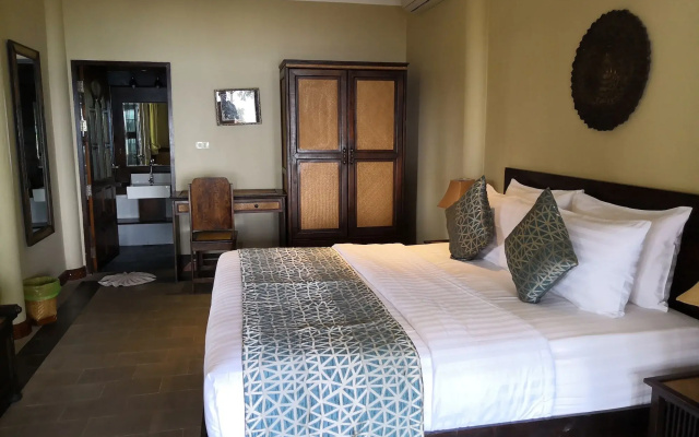 Beyond The Blue Horizon Villa Resort