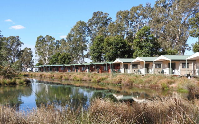 Victoria Lake Holiday Park