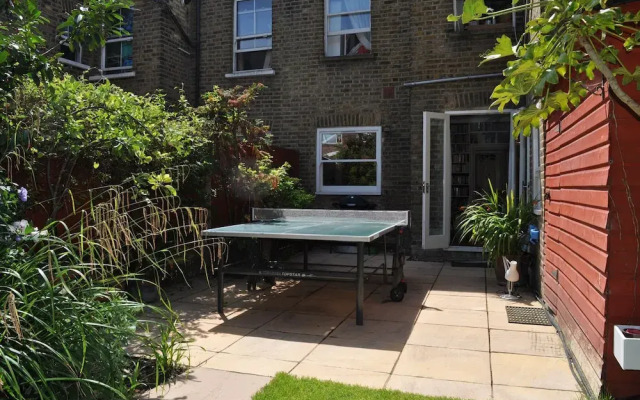 Lovely Garden Flat in Shepherds Bush