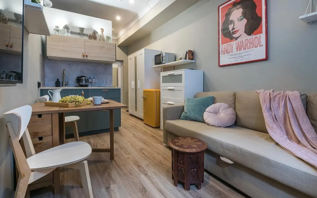 Apartment in 2nd Volny lane 11x2