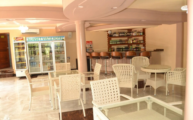 Sunset Vista Hotel