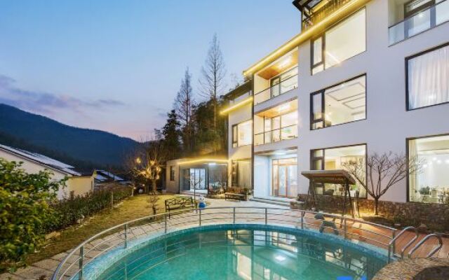 Yunshang Grassland·Shanshengyishe·180° Mountain View Wild Luxury Private Soup