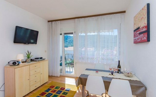Apartment Orco - close to the sea A1 Stari Grad, Island Hvar