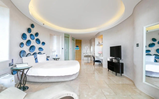 Sanya phoenix island yuejia holiday apartment