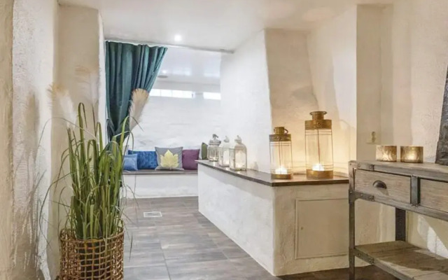 Vacation Home With Free Breakfast