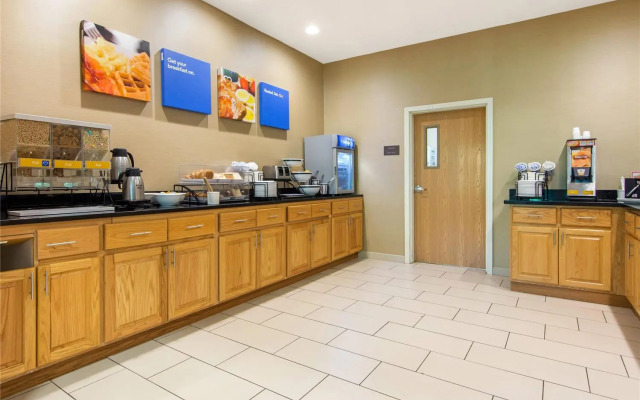 Howard Johnson Inn and Suites Cooperstown Hartwick