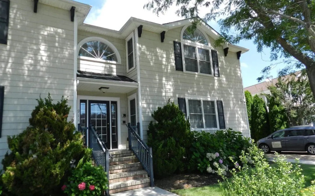 Cm911 Columbia Avenue-2