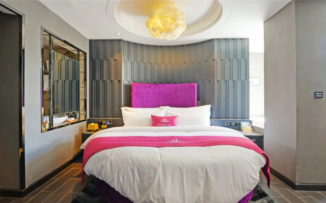 U Hotel