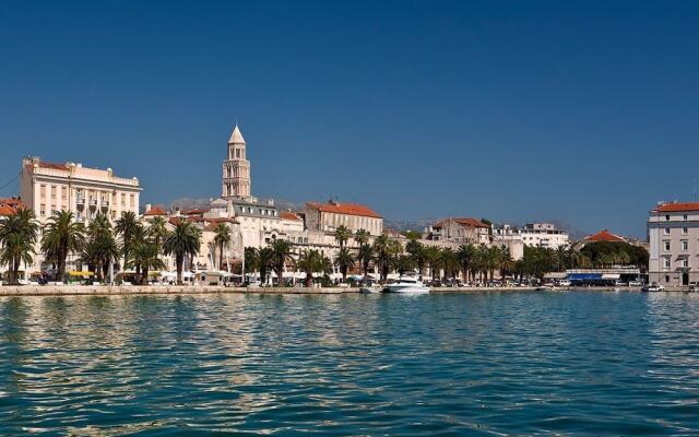 Modern Apartment with Sea-view at Split