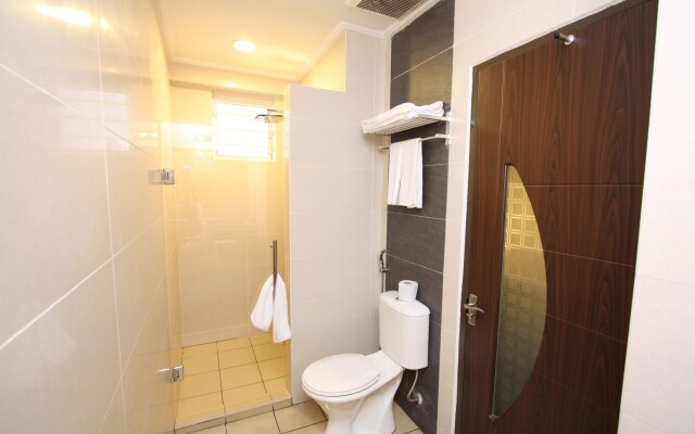 1 City Hotel