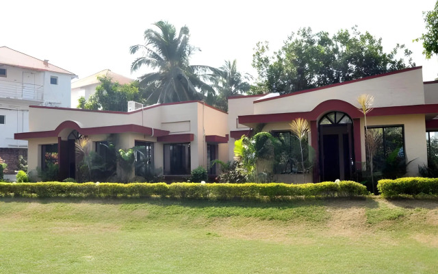 Hotel Dolphin