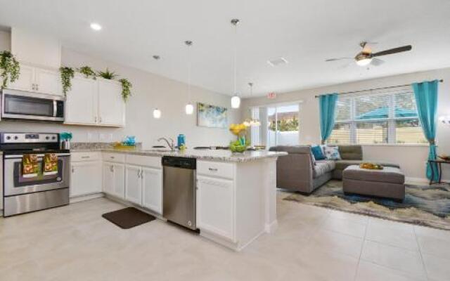 Four Bedrooms TownHome 5161