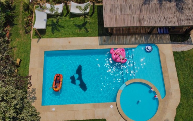 Straw Hat Surf Hostel