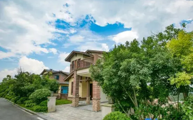 Zhangjiajie Cloudy Valley Villa Hotel