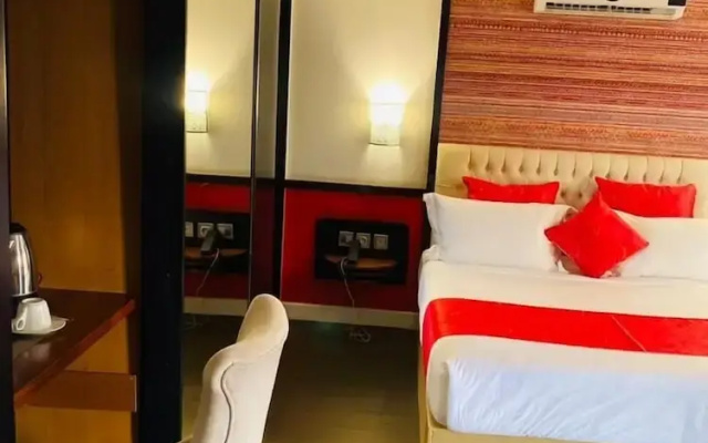 Boun's Hotel Resort & Spa