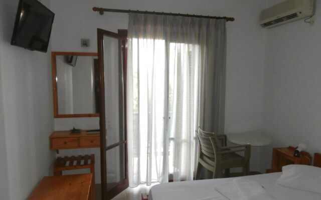 Hotel Aris
