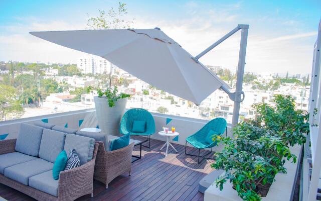 Square Small Luxury Hotel - Providencia