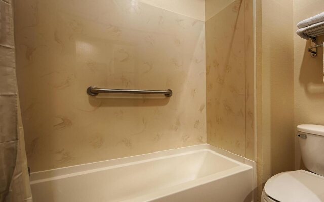 Best Western Lockhart Hotel & Suites