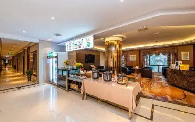 Vienna International Hotel (Huaihua Hexi Ziyuan)
