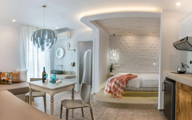 Spiros Hotel