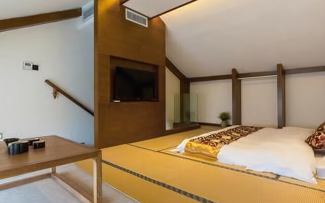 Mingyuan Holiday Hotel