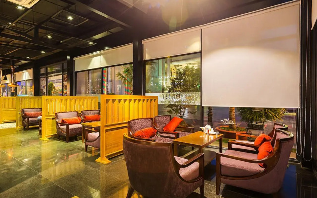 Tan Son Nhat 1 Hotel