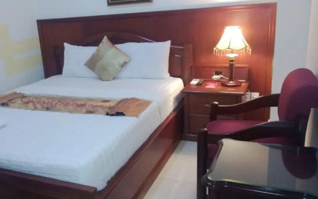 HANZ Quang Trung Hotel