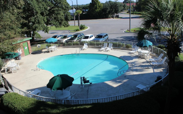 Days Inn by Wyndham Mt Pleasant-Charleston-Patriots Point
