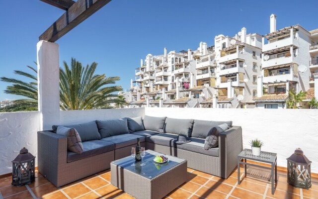 Terrific Bright Apartment with Private Terrace Ref 71