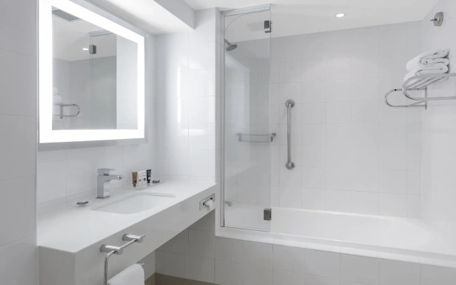 Amora Hotel Brisbane