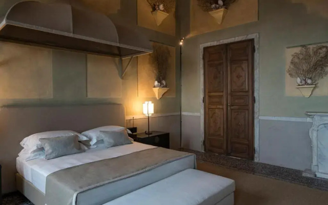 Palazzo Durazzo Suites