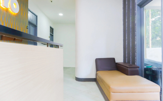 OYO 2308 Seven Season Residence