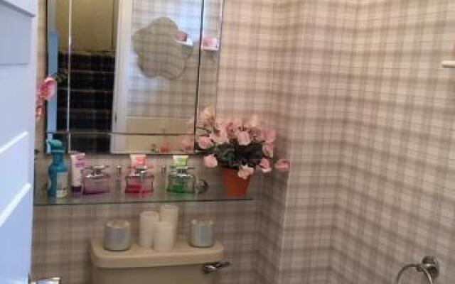 Southfork Villa Guesthouse (Adults Only)