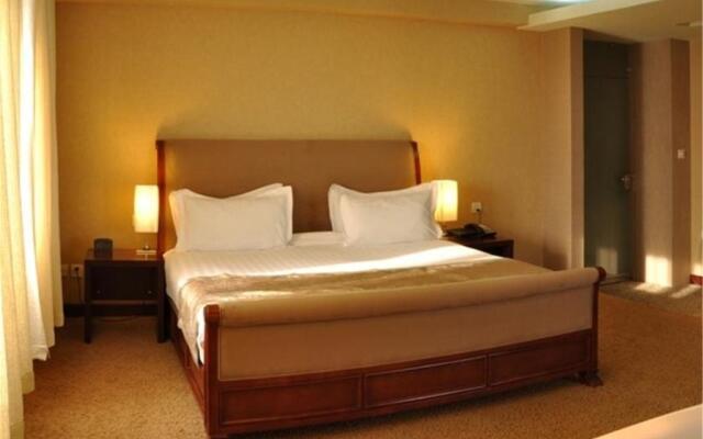 The Corporate Hotel Central