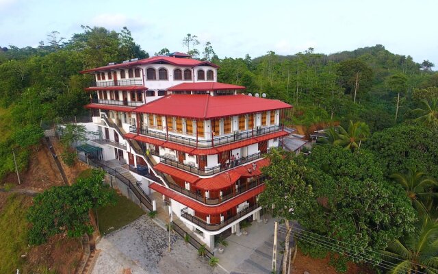 Grand Highway Resort